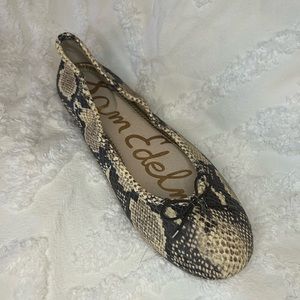 AMPUTEE Shoe LEFT Sam Edelman Snake Print Flat SZ 7.5W NWOT